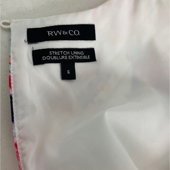 RW&CO Fit and Flare Floral Print Lined Sleeveless Dress Size 6 EUC - Picture 6 of 10